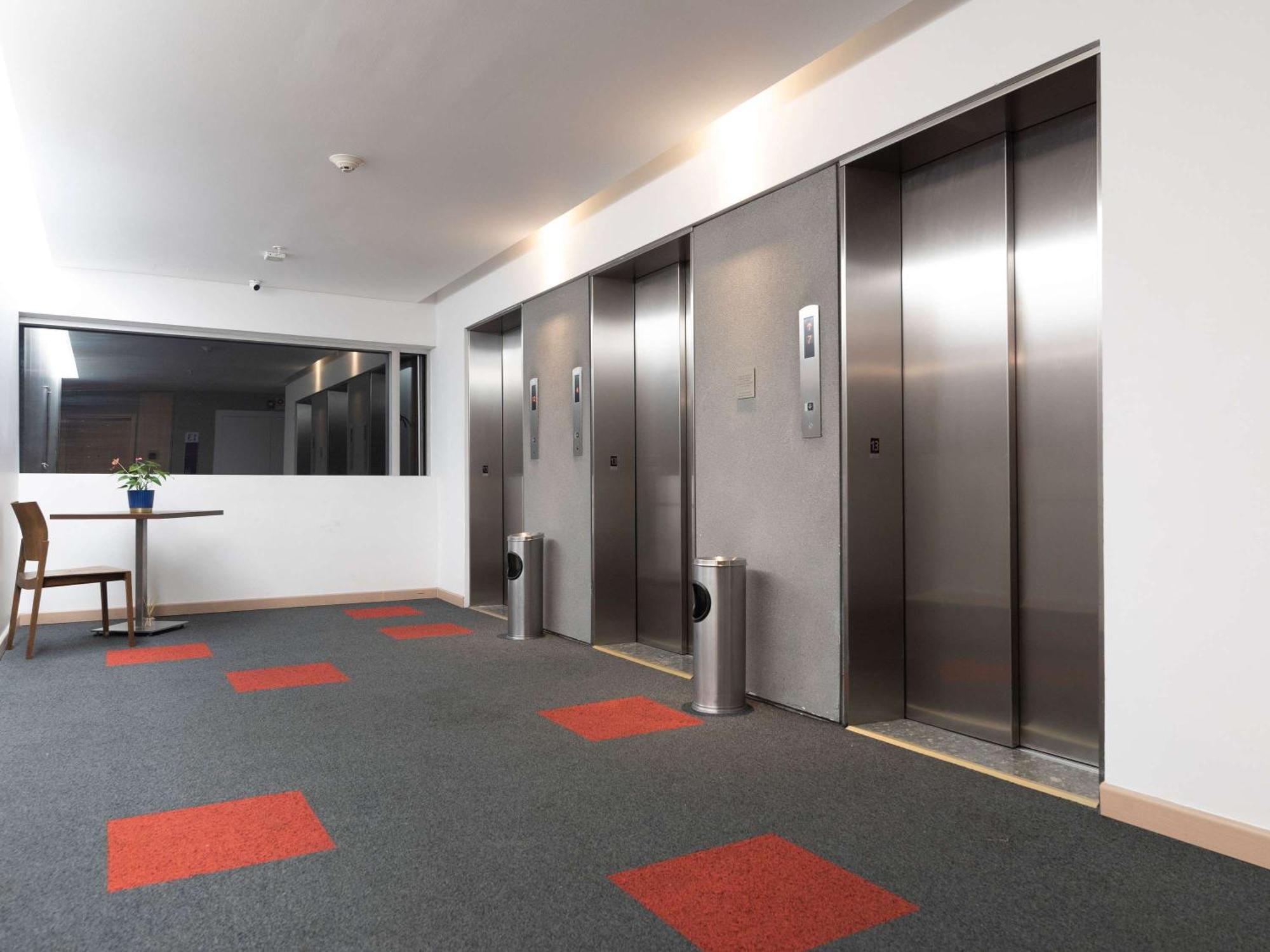 Ibis Medellin Hotel Bagian luar foto
