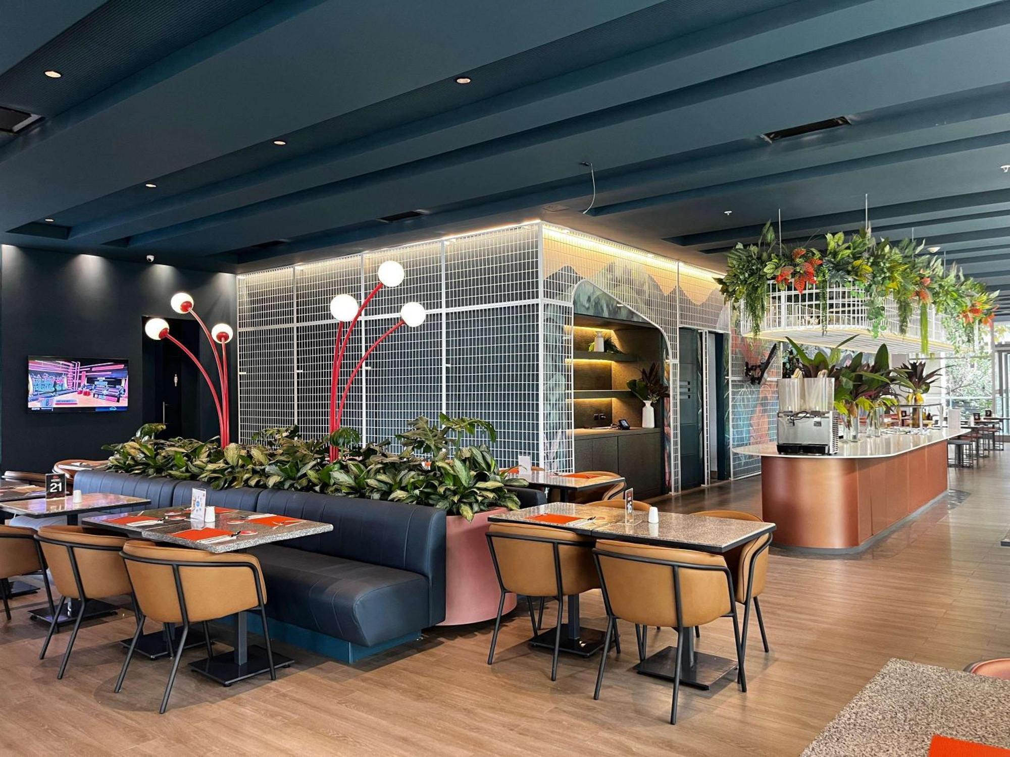 Ibis Medellin Hotel Bagian luar foto